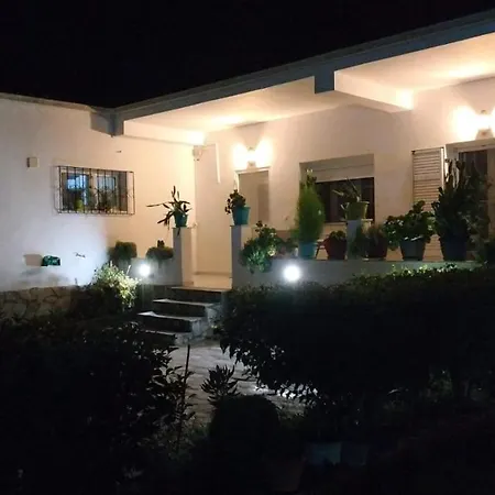 Case de vacanță Efi's